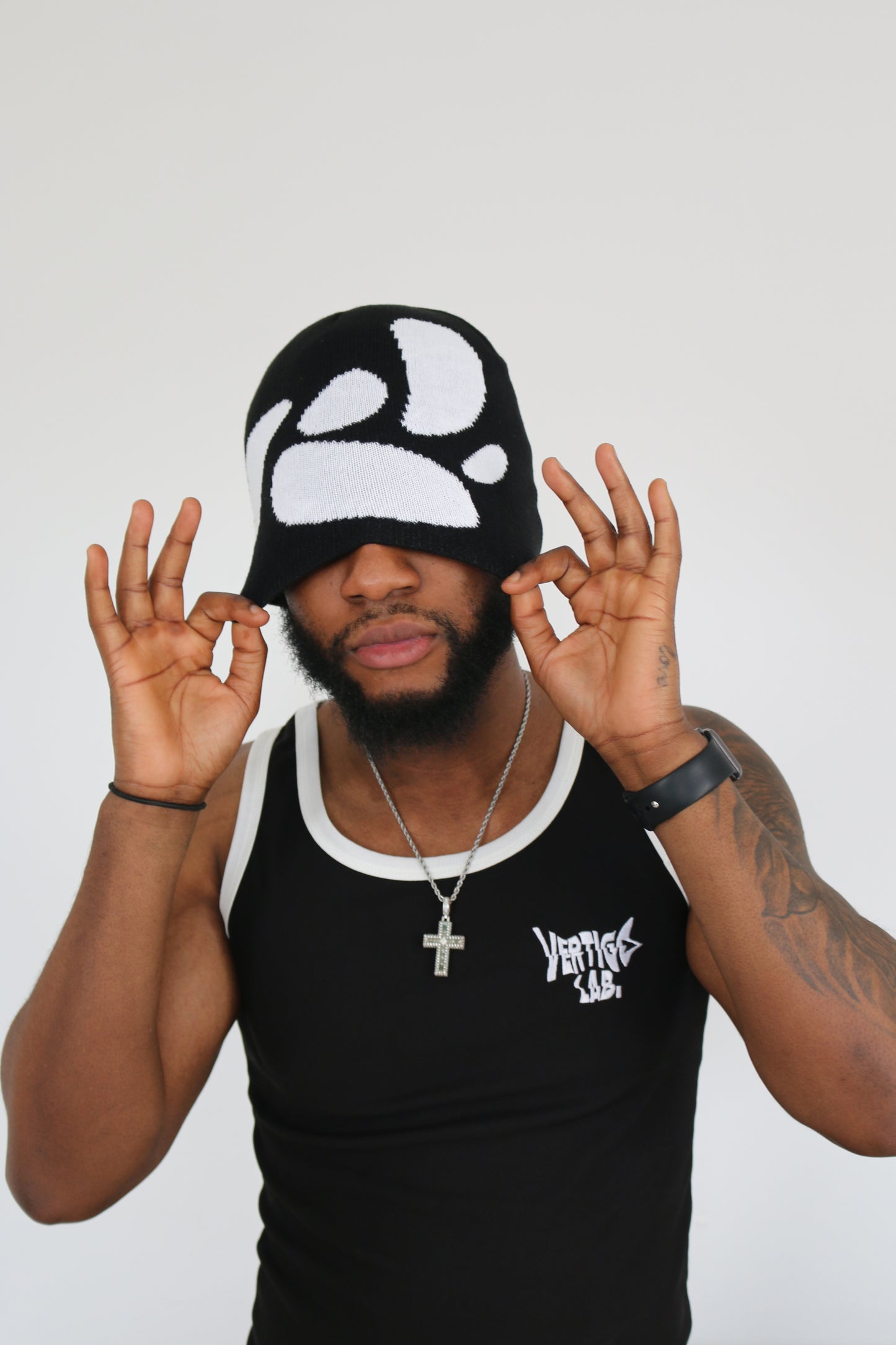 LOGO BEANIE BLACK WHITE