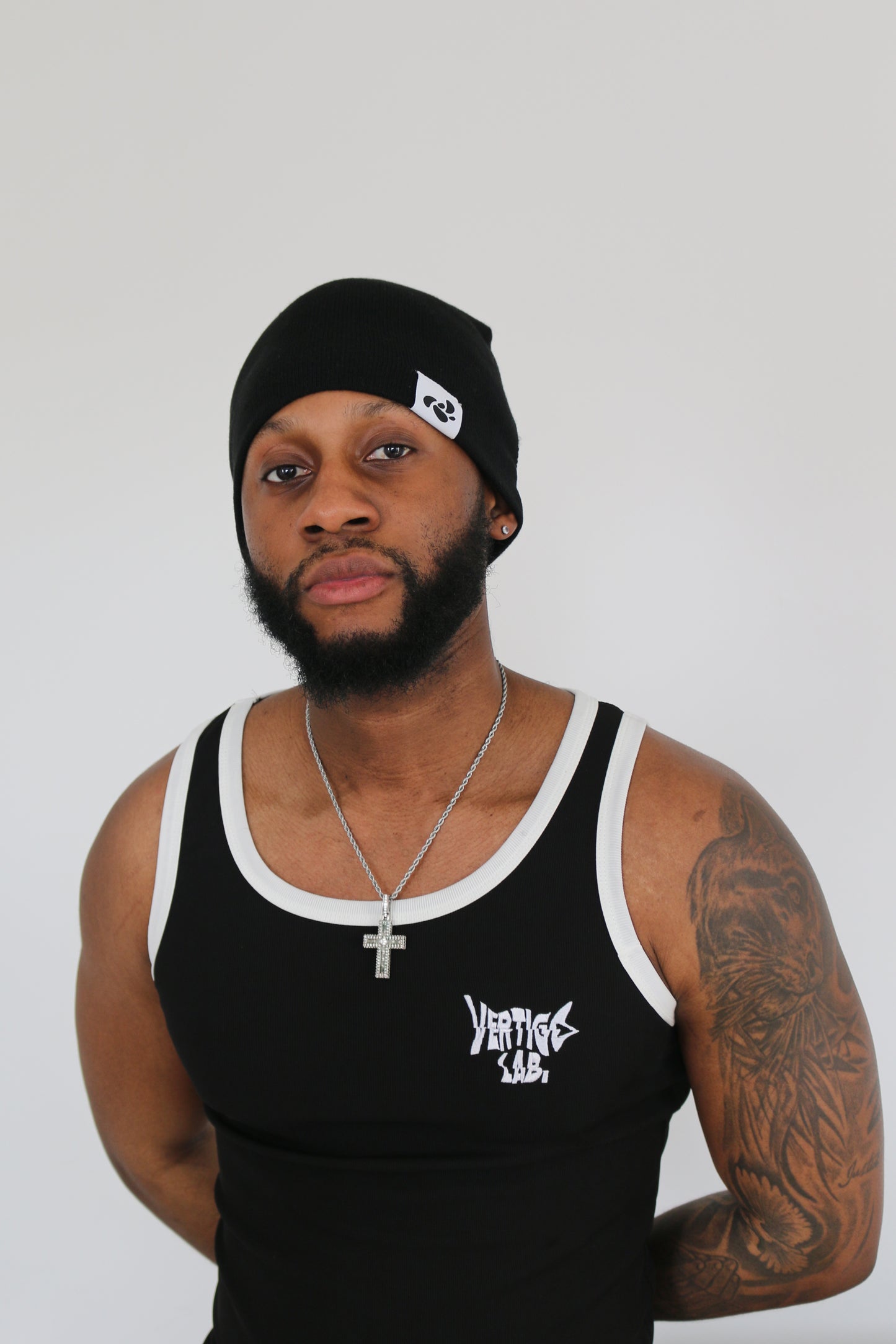LOGO BEANIE BLACK WHITE